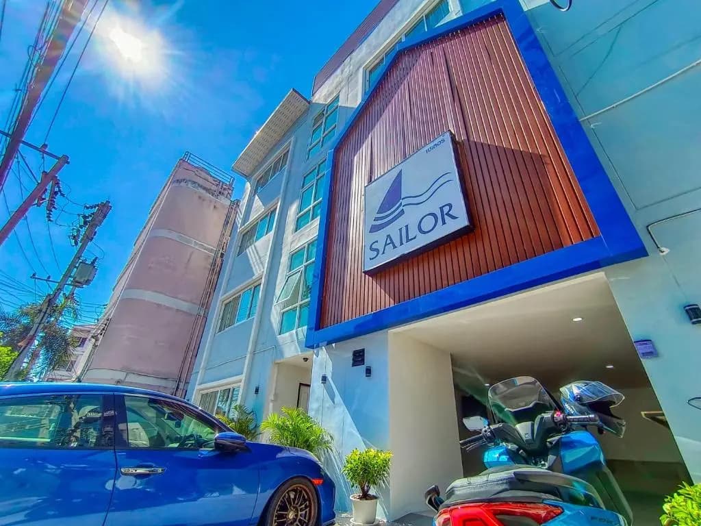 Hotel photo 1