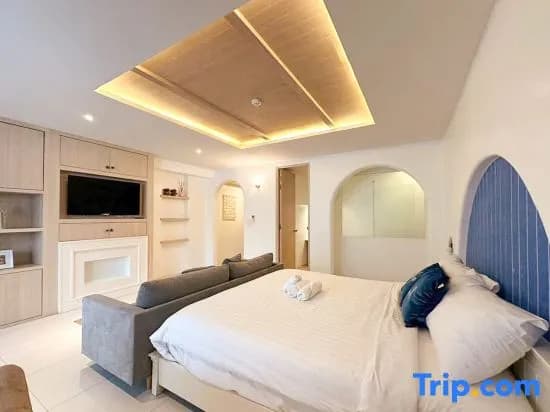 Superior Double Basement room full double bed