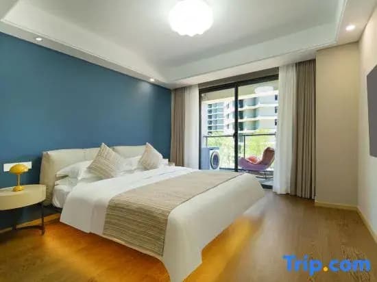2 Bedrooms Suite with balcony and with sea view