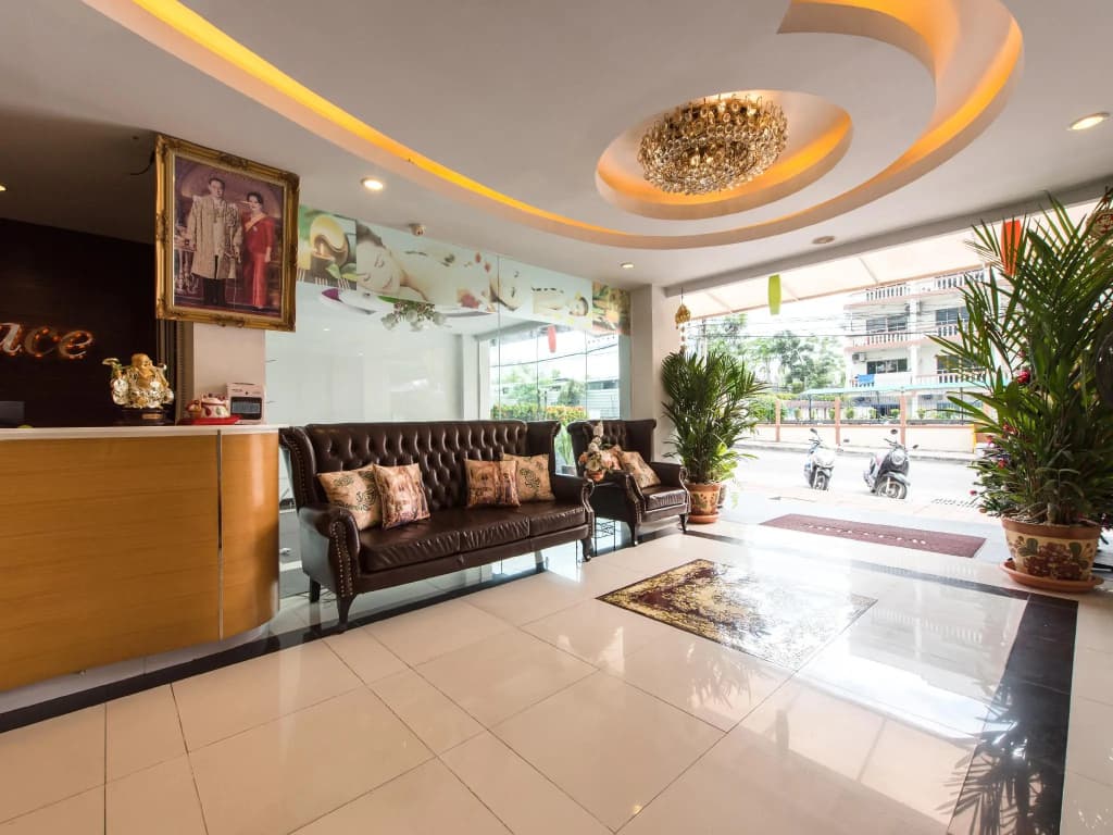 Hotel photo 2