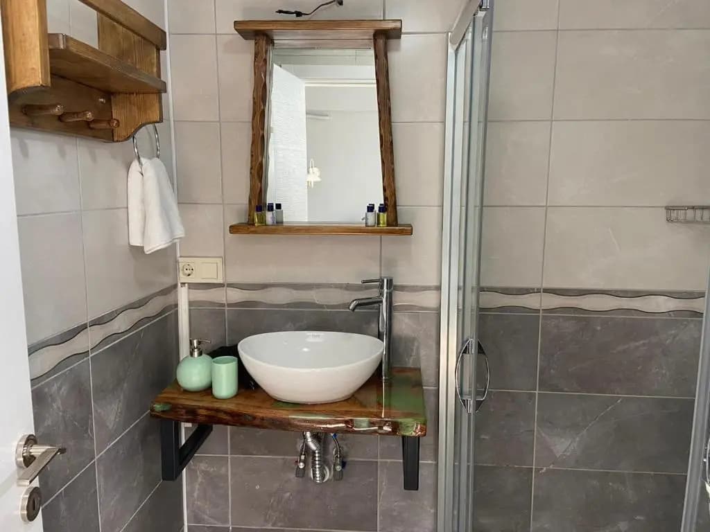 Standard Double room with garden view full double bed