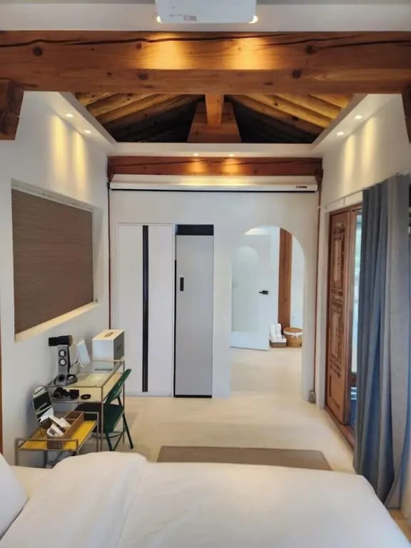 Deluxe Suite with balcony