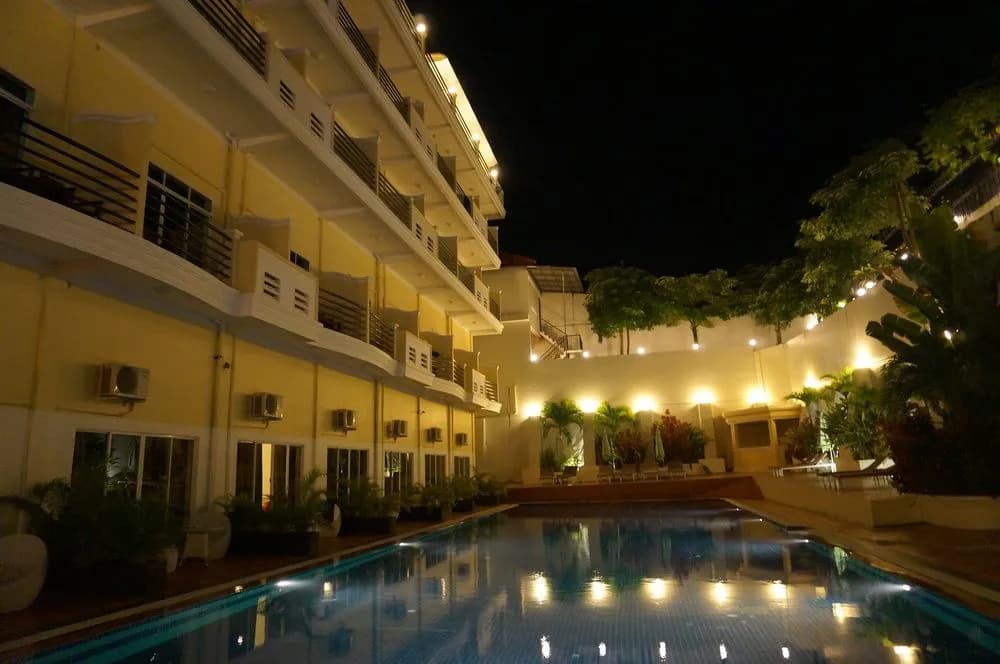 Hotel photo 1