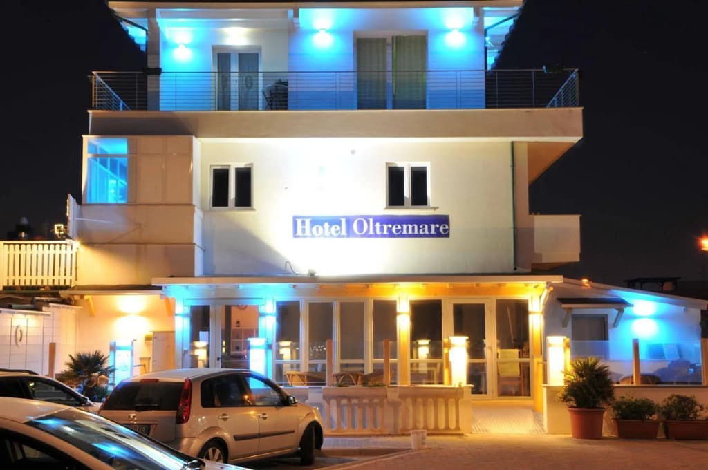 Hotel photo 1