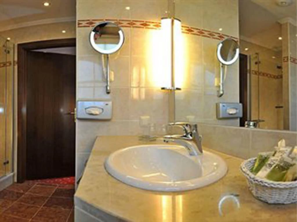 Hotel photo 8