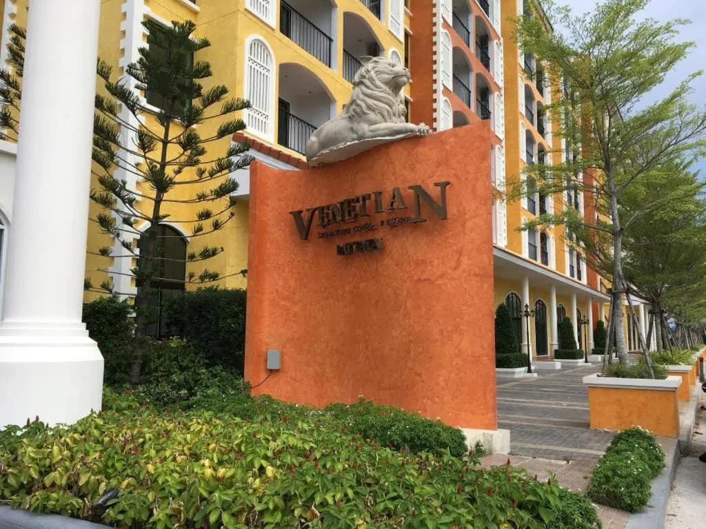 Hotel photo 1