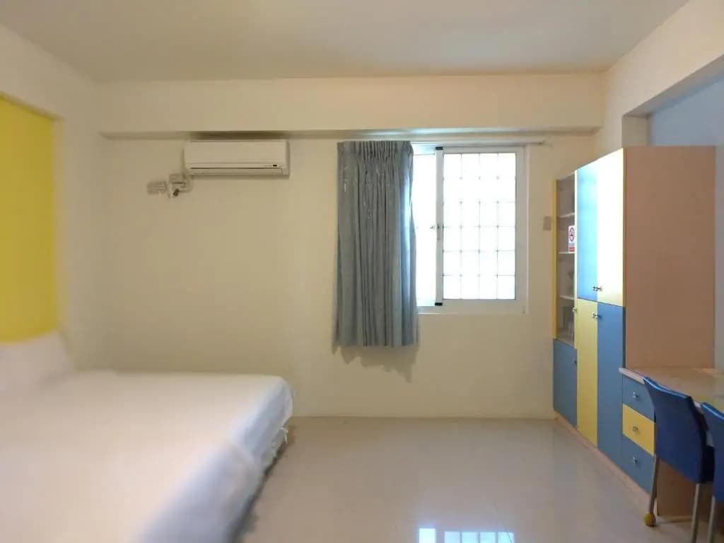 Comfort room
