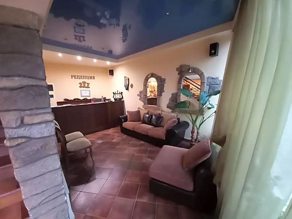 Hotel photo 1