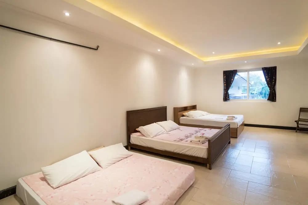 Grand room