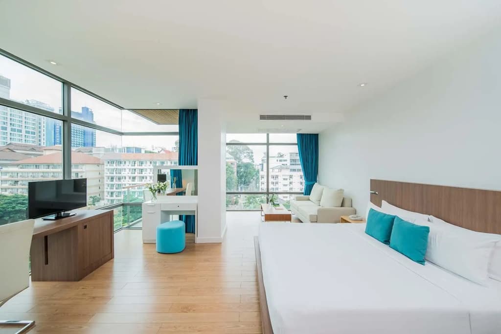 1 Bedroom Suite