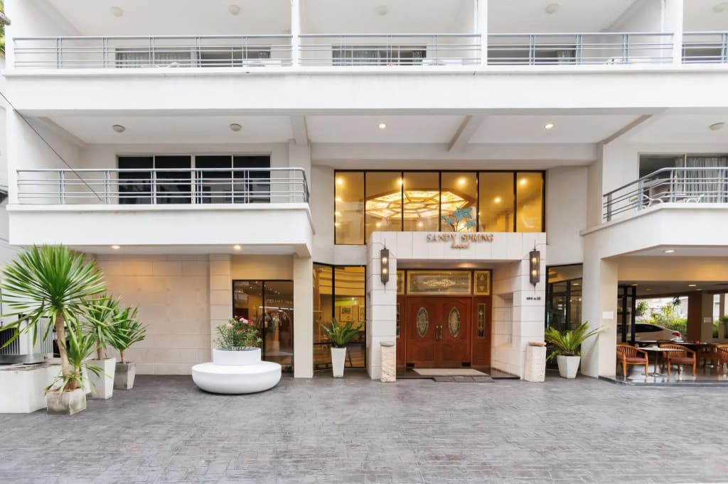 Hotel photo 1