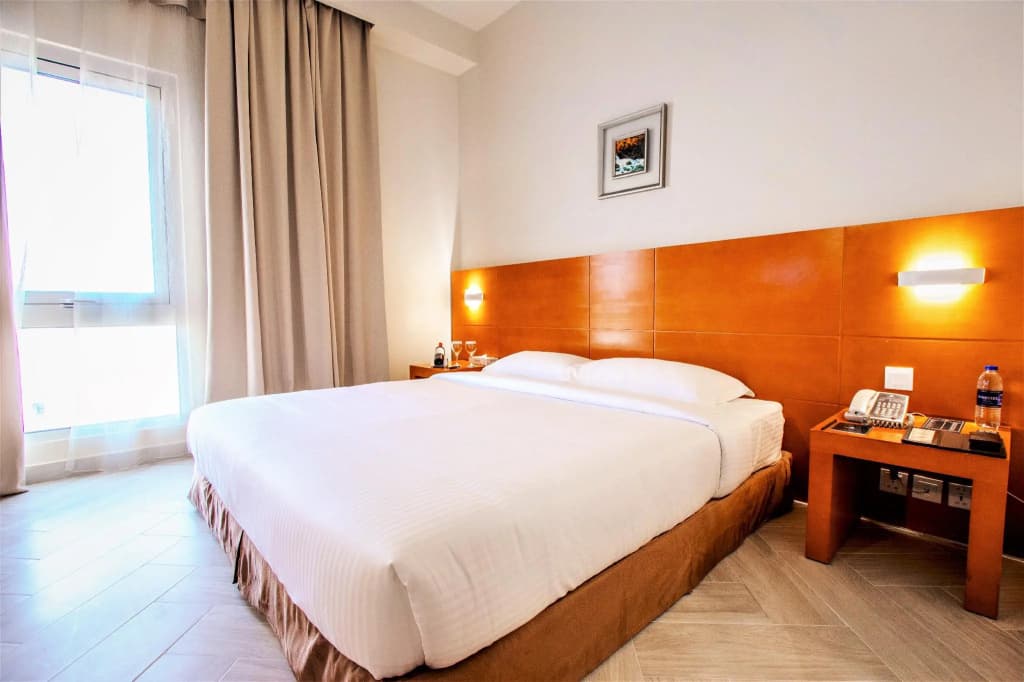 1 Bedroom Double Apartment full double bed