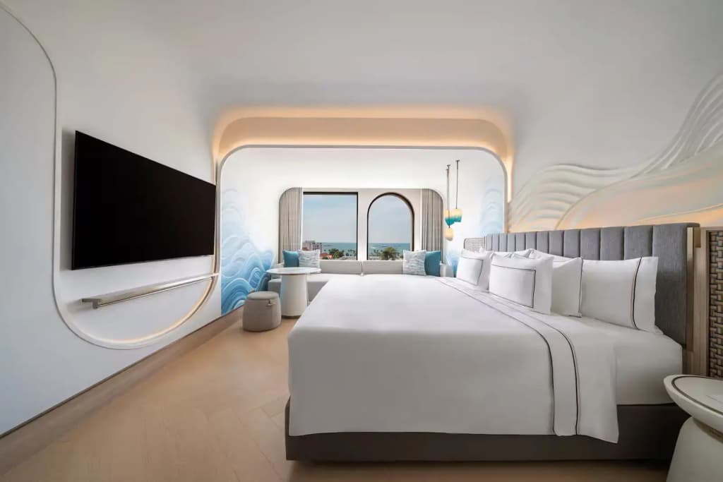 Deluxe room with sea view