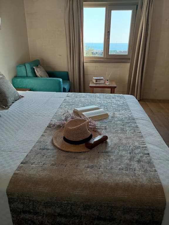 Standard Double room with sea view full double bed
