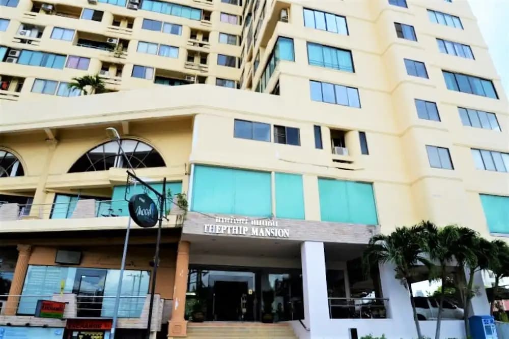Hotel photo 1