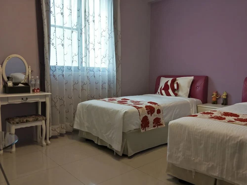 Standard Double room with balcony full double bed