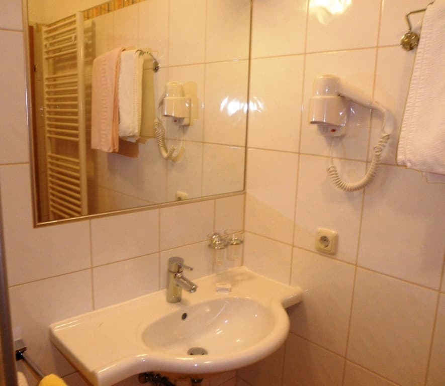 Standard Double room with balcony and with view full double bed
