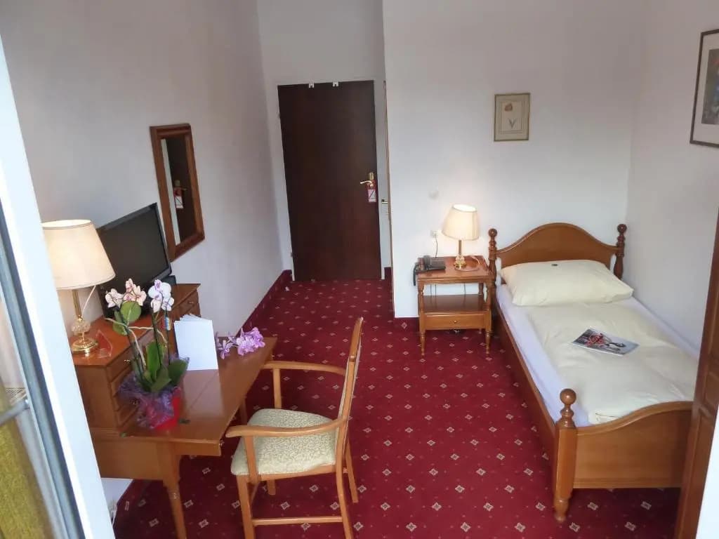 Standard Single room with balcony