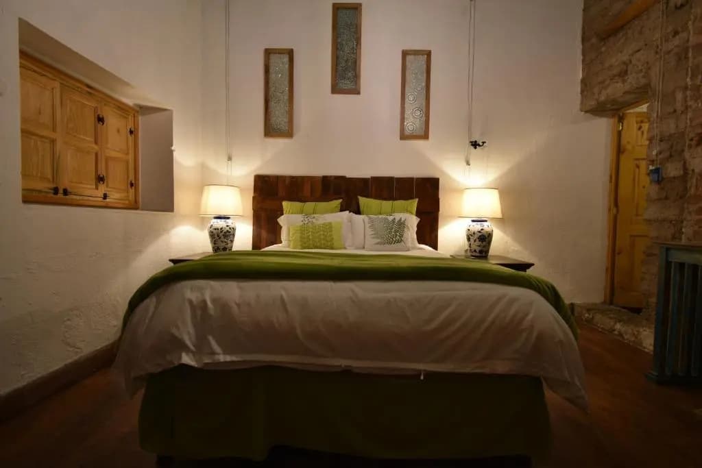 Deluxe Double room full double bed
