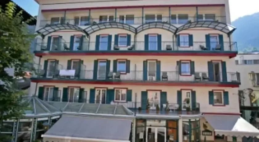 Hotel photo 1