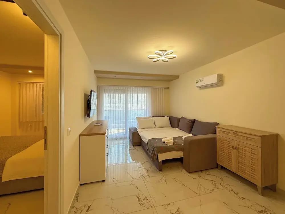 Deluxe Suite with balcony and with mountain view