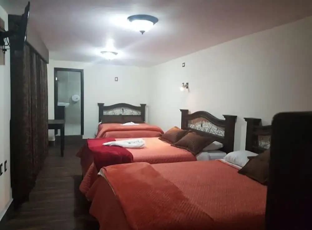 Hotel photo 2