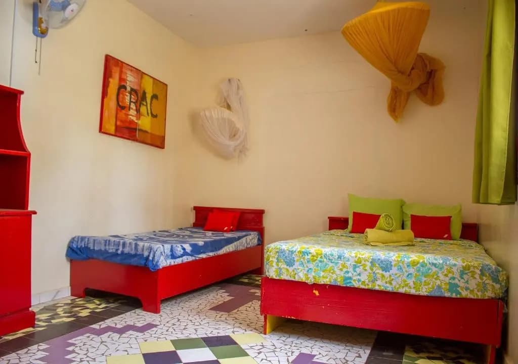 Standard Triple room