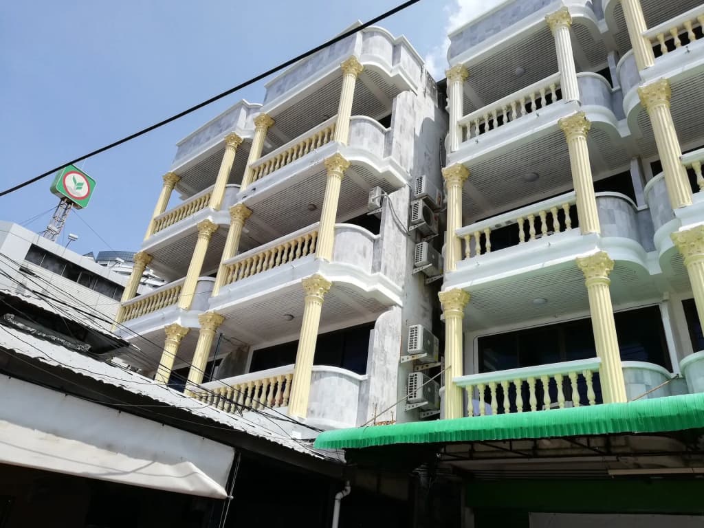 Hotel photo 1