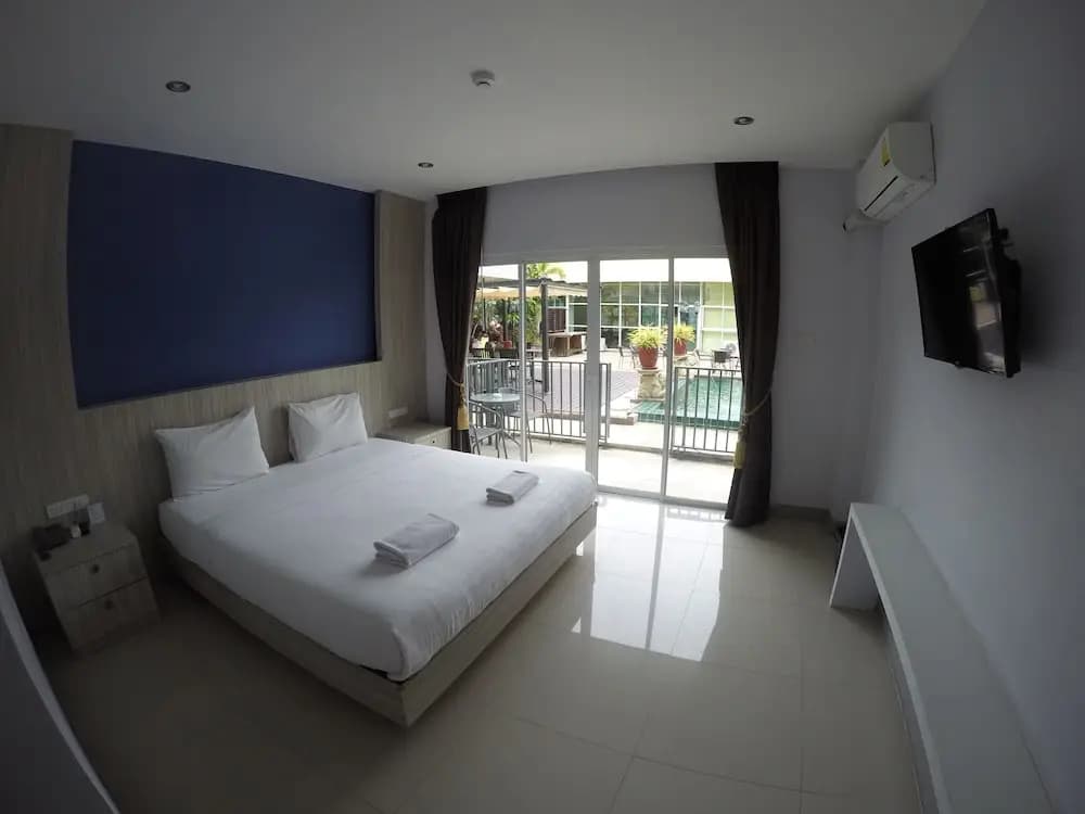 Deluxe Single room with water view