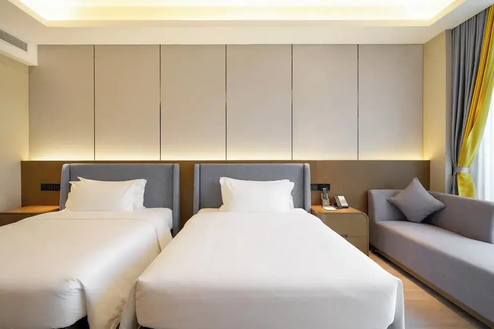 Standard Double room with balcony and with pool view twin beds