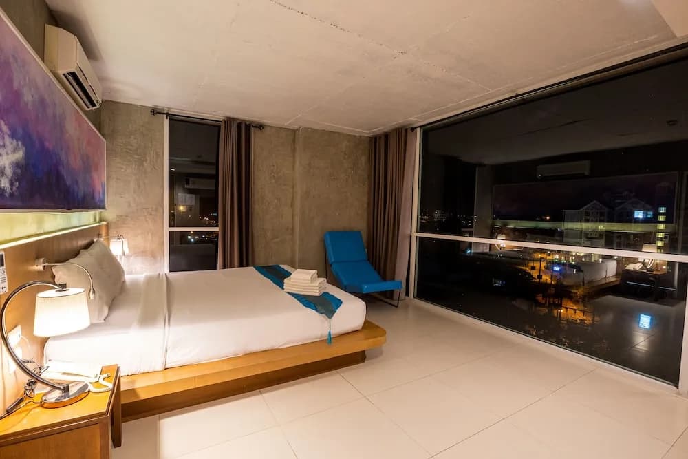 Deluxe room with garden view