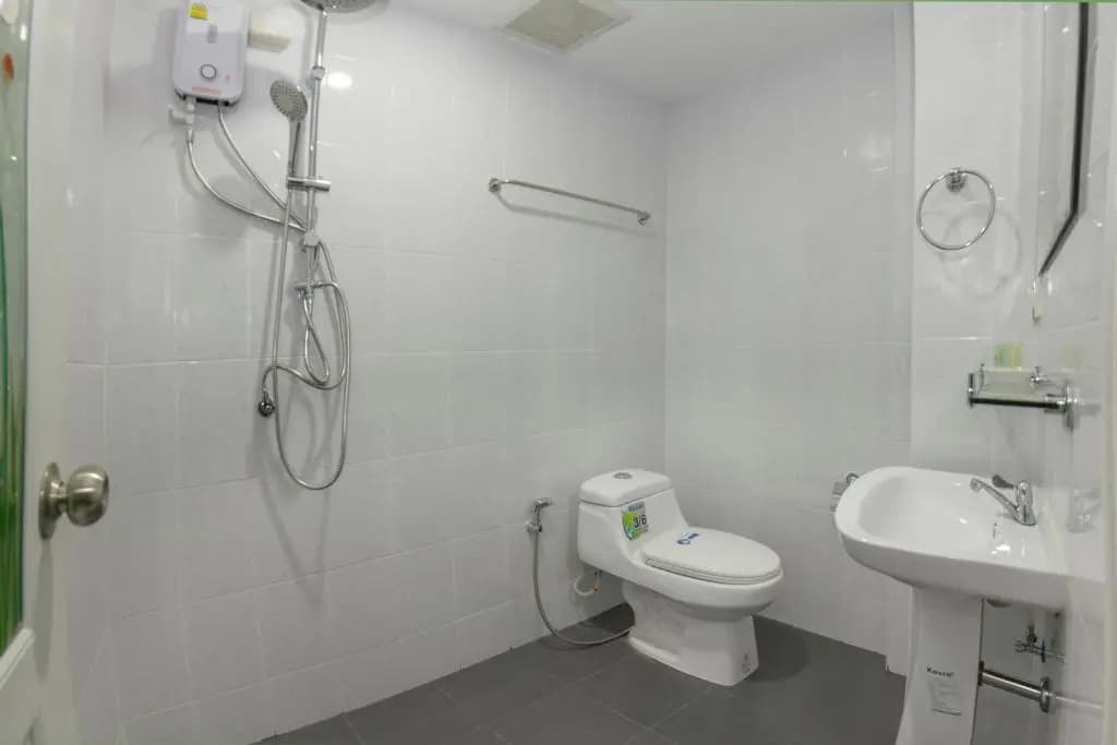 Economy room