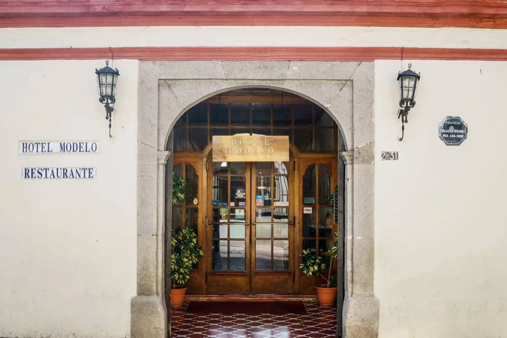 Hotel photo 1