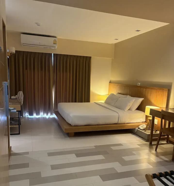 Deluxe room with balcony