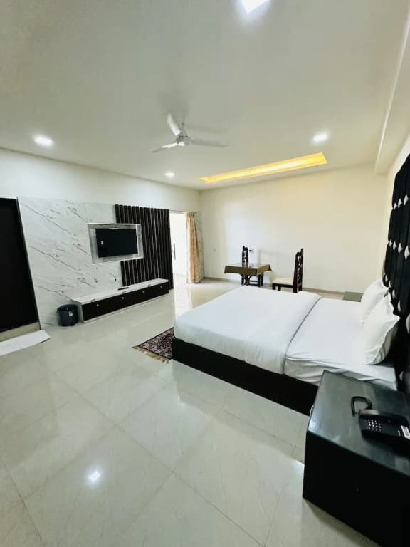 Premium Suite with balcony