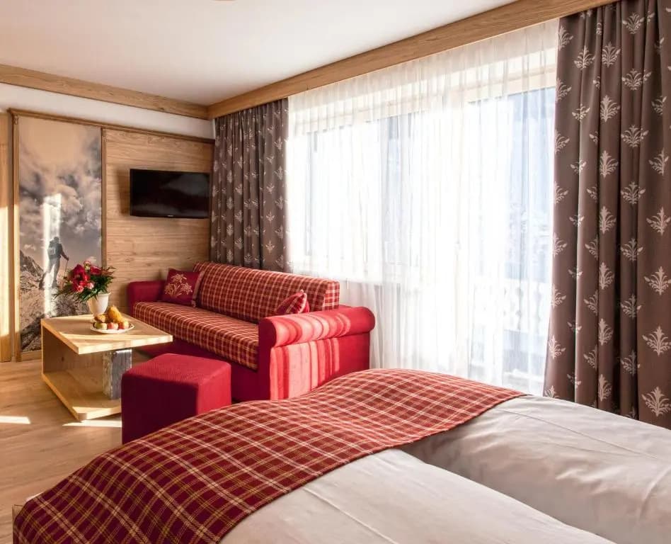Standard Double room with mountain view twin beds