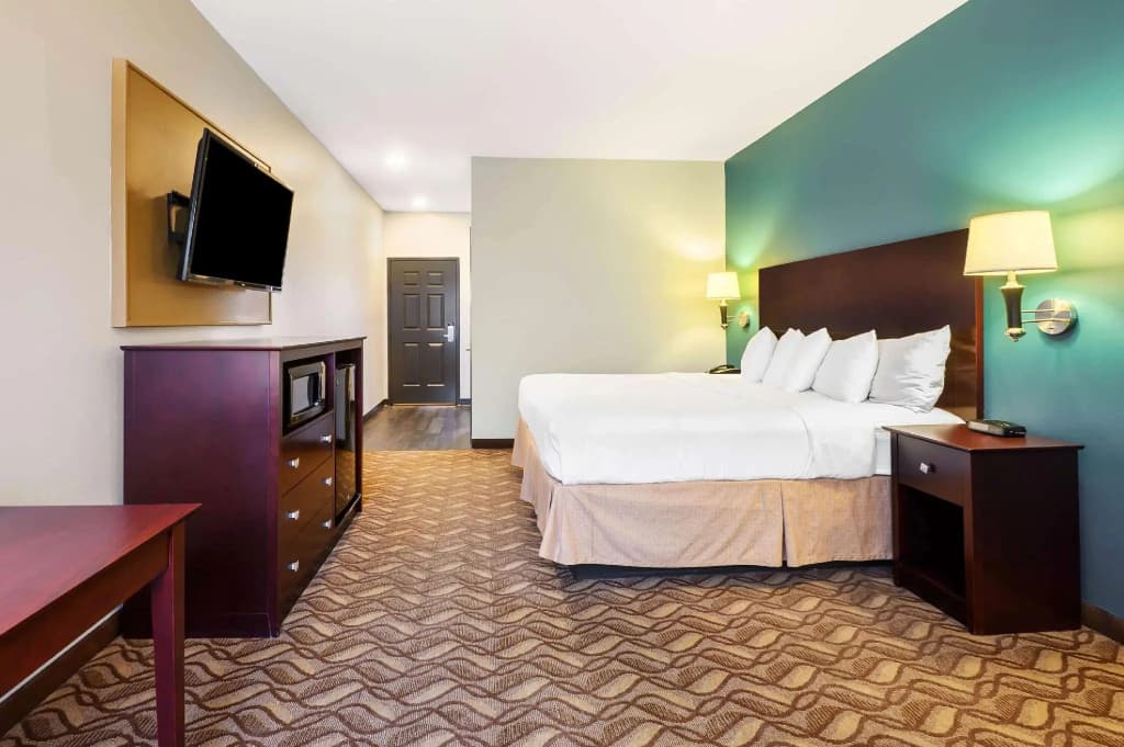 Standard Double room full double bed