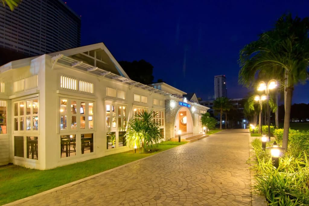 Hotel photo 1