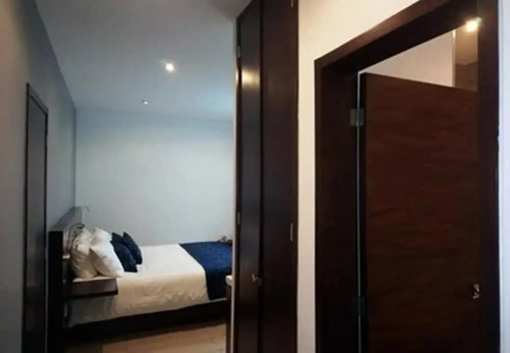 Standard Double room with balcony full double bed