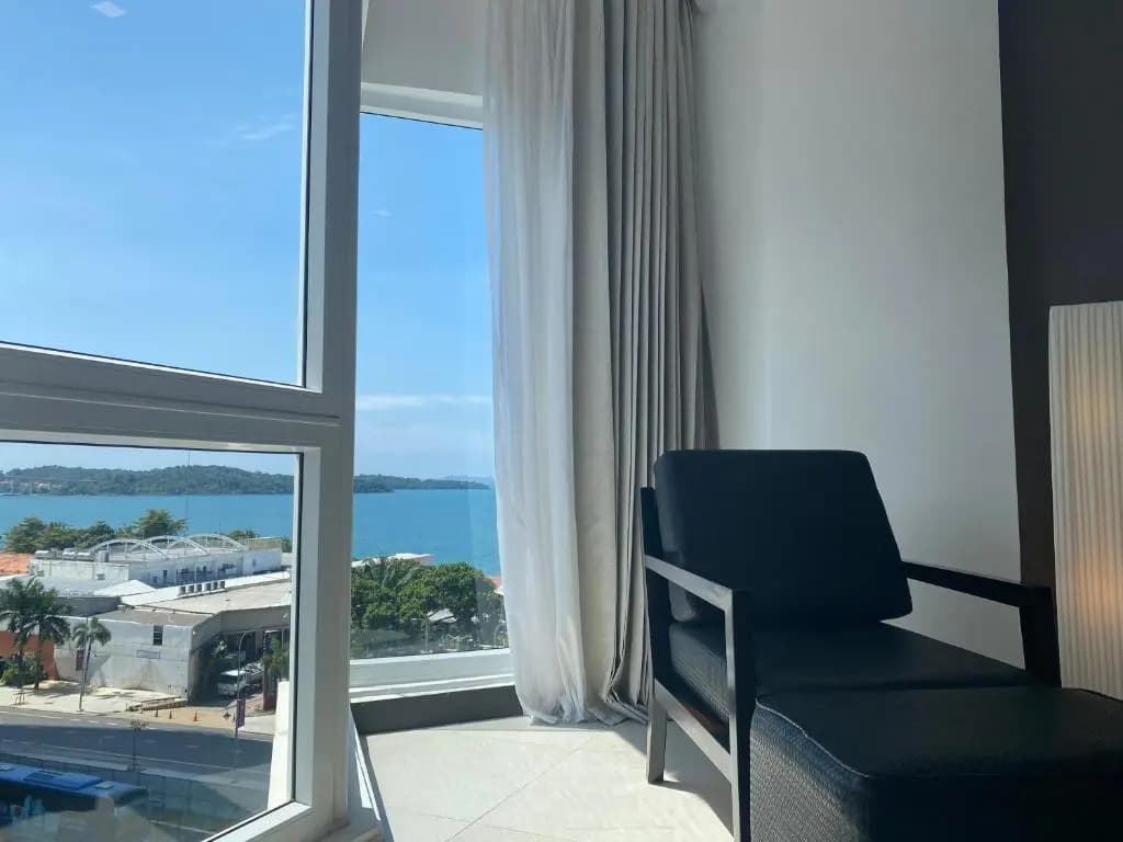 Deluxe Double room with sea view full double bed