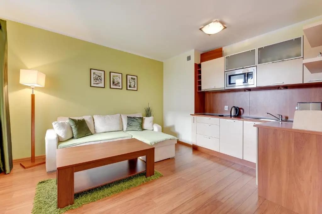 2 Bedrooms Apartment