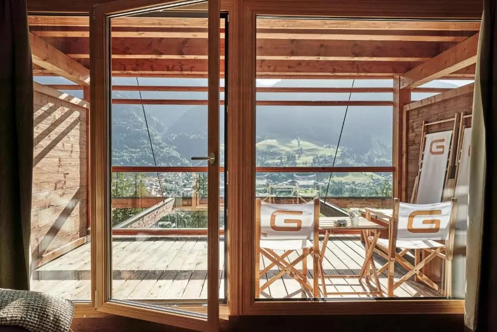 Suite with balcony