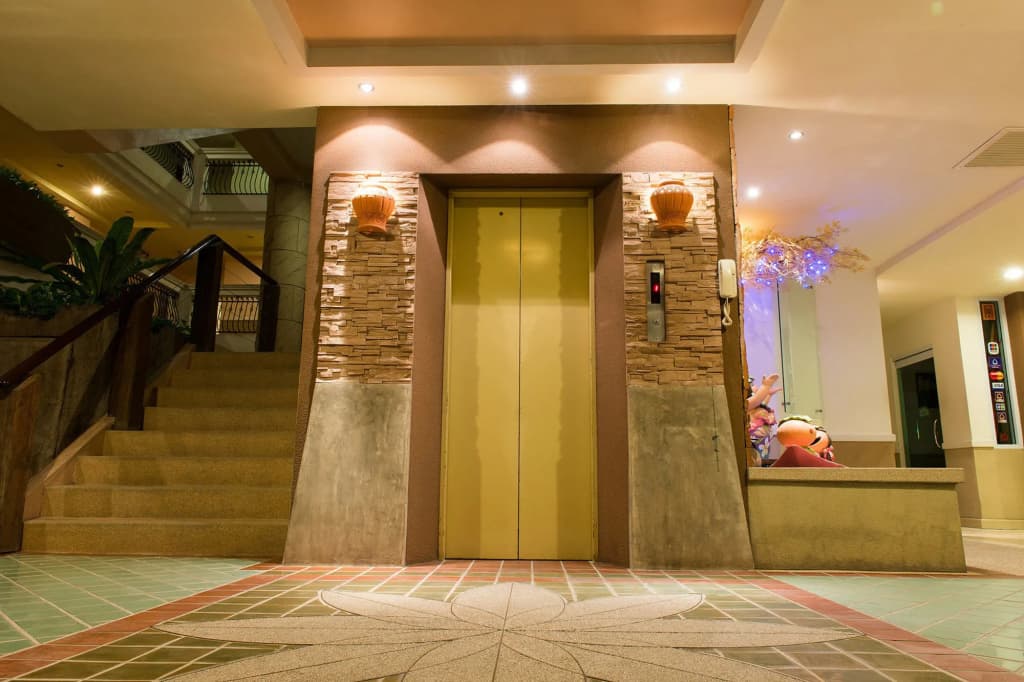 Hotel photo 12