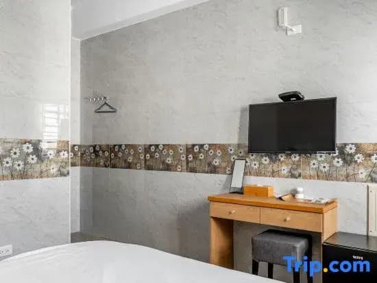 Standard Double room with balcony full double bed