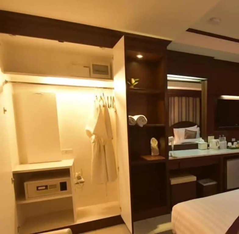 Standard Double room with balcony full double bed