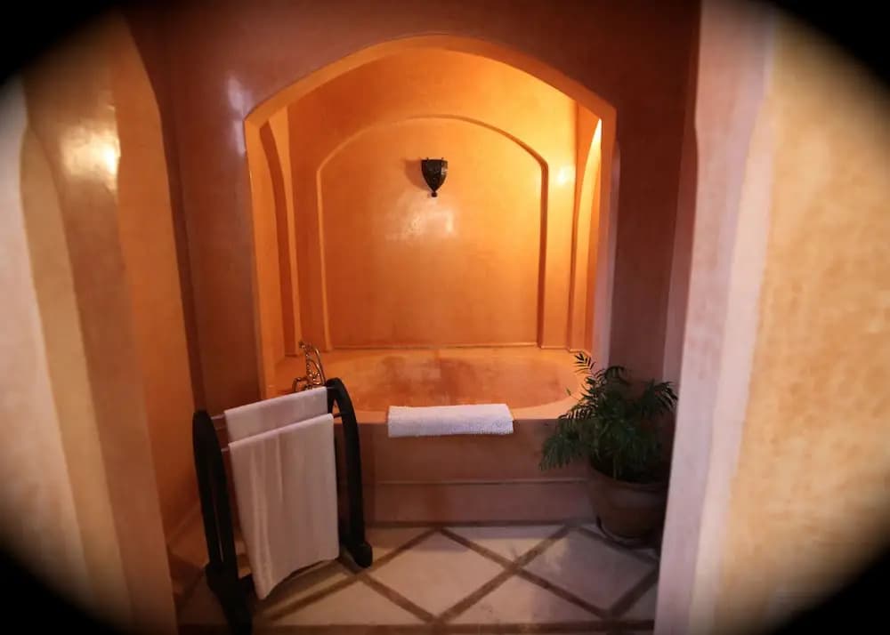 Standard Double room with balcony full double bed