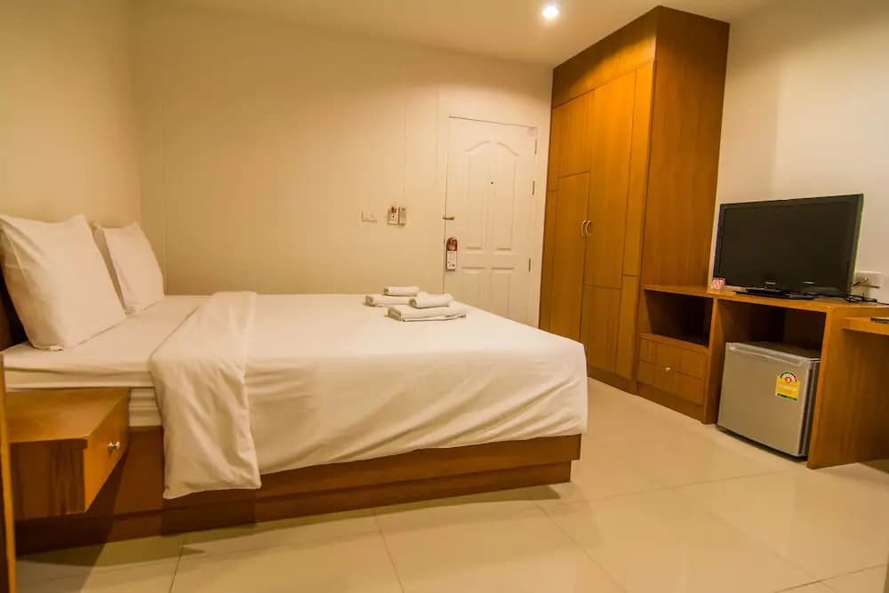 Standard Double room with balcony full double bed