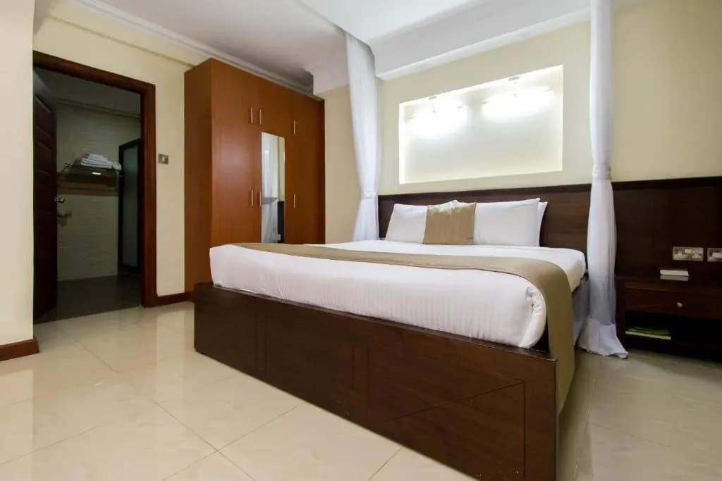 Deluxe Apartment