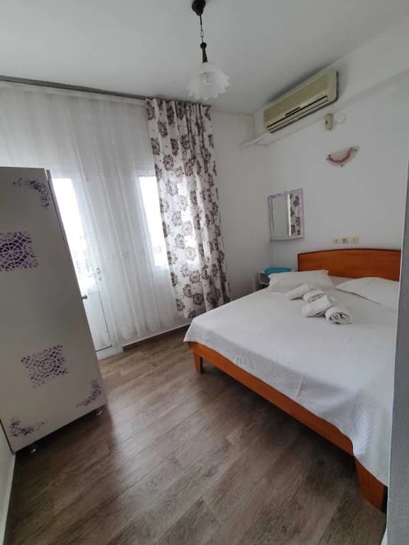 Standard Triple room with balcony