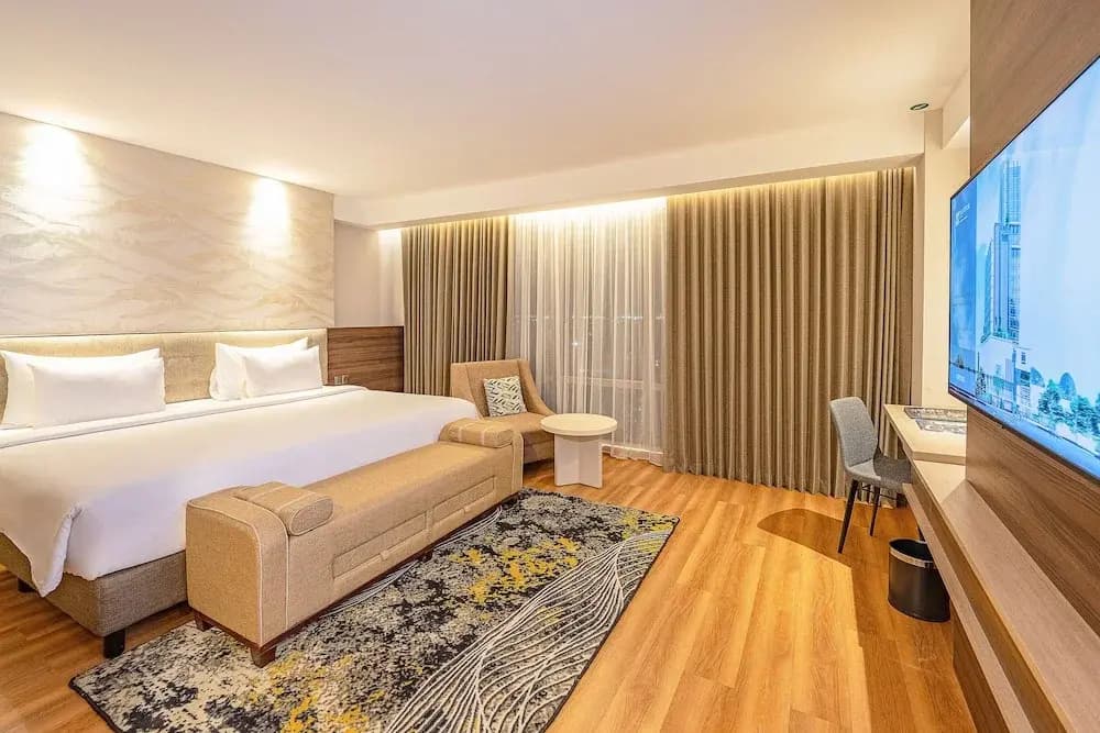 Premier room